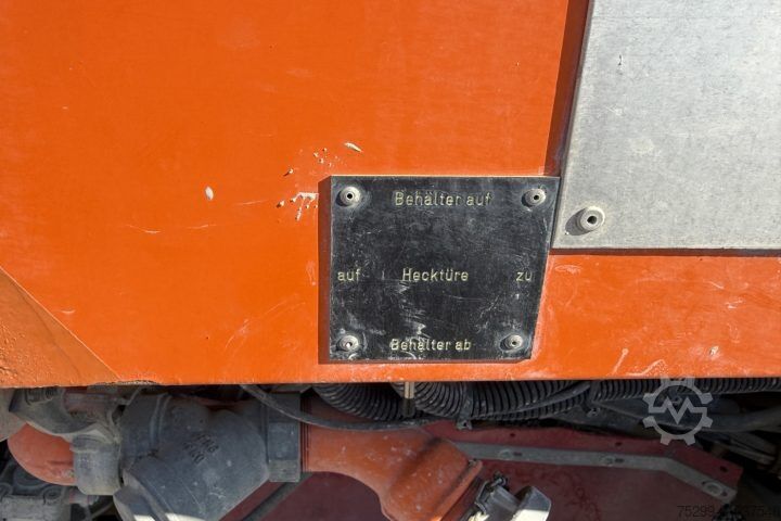 Sweeper truck MAN 19.364 FLC 4x2 Kehrmaschine