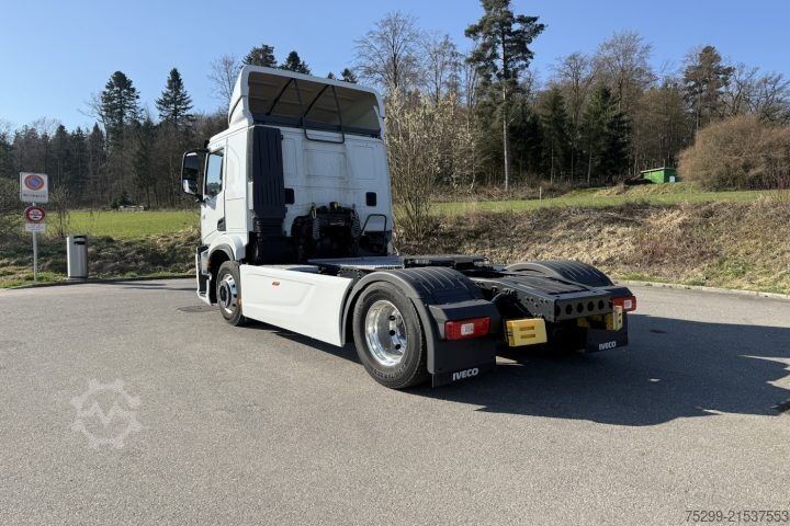 Standard tractor unit Iveco AT440S34T/P S-Way Retarder / Swiss-Vehicle