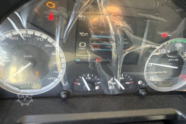 Standard tractor unit Iveco AT440S34T/P S-Way Retarder / Swiss-Vehicle