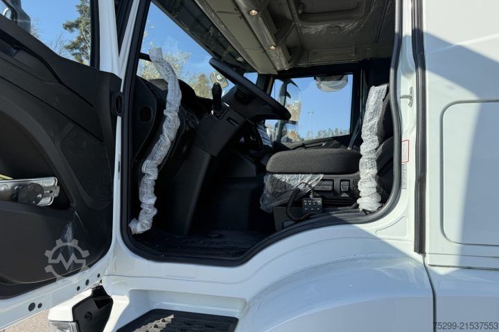 Standard tractor unit Iveco AT440S34T/P S-Way Retarder / Swiss-Vehicle