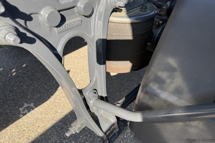 Standard tractor unit Iveco AT440S34T/P S-Way Retarder / Swiss-Vehicle