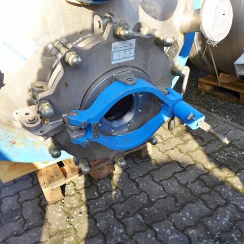3586 liter verwarmbare/koelbare reactor van V4A met balkroerder HANAG 8761