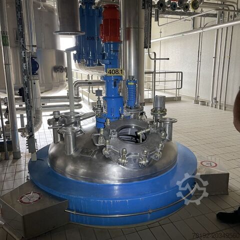 3690 liter verwarmbare/koelbare reactor van V4A met balkroerder HANAG 8758