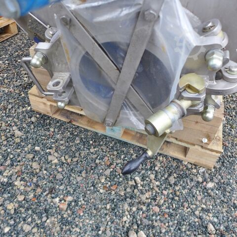 2.420 liter verwarmbare/koelbare reactor van V4A met balkroerder. HANAG 8759