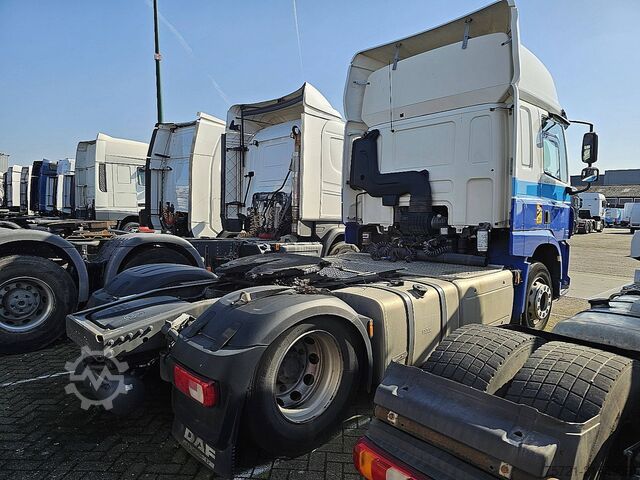 Standard-SZM DAF CF 400 SPACECAB ENGINE BROK