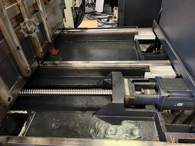 Verticale bewerkingscentrum Mazak Vtc-300C