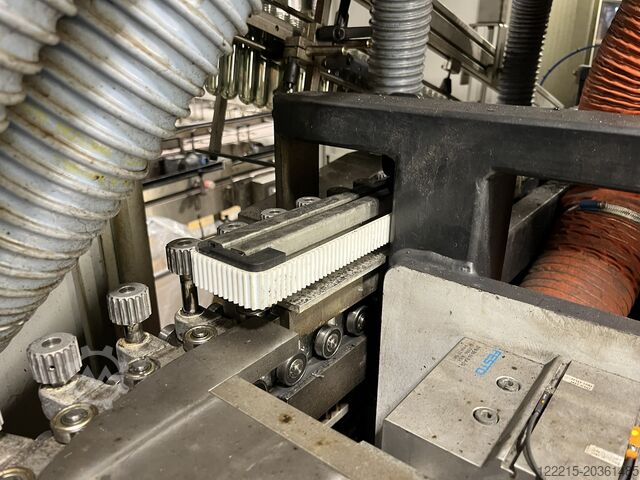 KOSME KSB 4R-40-10 IsoBlock vyfukovací stroj (2011) KOSME Blasmaschine