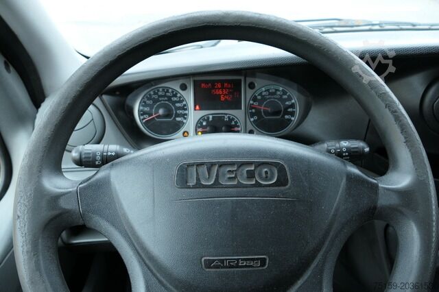Sandučar iveco Daily 35 S11 C30C AUTOMATIK KAMERA MAXI Regale DURCHGANG