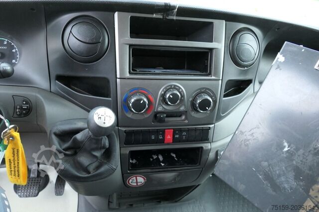 Kasa kamyoneti iveco Daily 35 S11 C30C AUTOMATIK KAMERA Regale LUFT DURCHGANG EURO-5 CoC