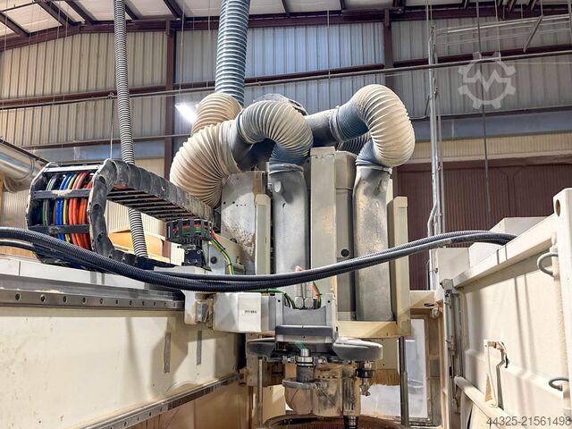 5-akse bearbejdningscenter SCM ACCORD 40 FX