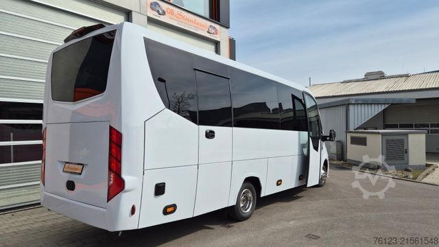 Minibus MERCEDES-BENZ Sprinter 519 29 SchlafsesselVorlauffahrzeug
