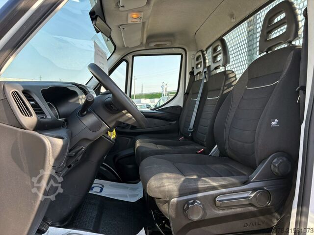 Furgon skrzyniowy IVECO Daily 35