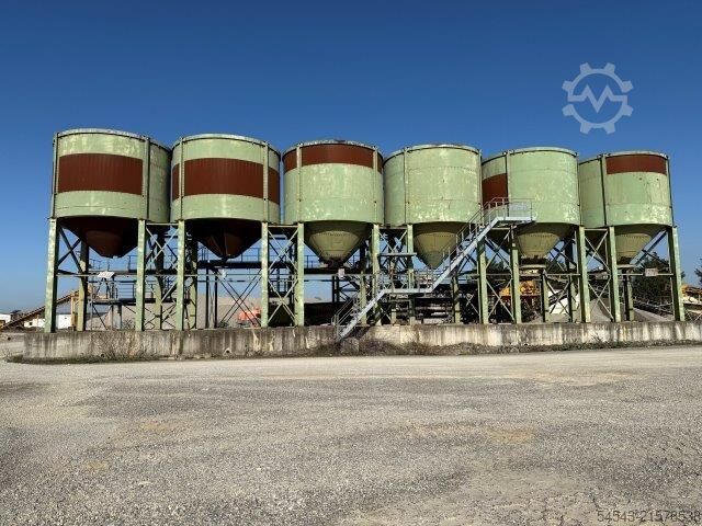 Silo de armazenamento 250 t Sonstige Lagersilo 250t