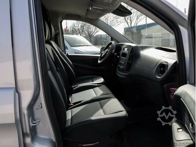 Bestelwagen Mercedes-Benz eVito 111 KA,lang,3 Sitzer,Heckflügeltüren