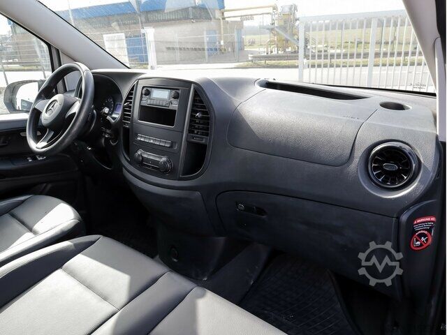 Bestelwagen Mercedes-Benz eVito 111 KA,lang,3 Sitzer,Heckflügeltüren