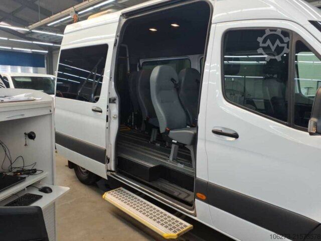 Bestelwagen Mercedes-Benz Sprinter 317 CDI Kombi,Rollstuhllift,8Sitze