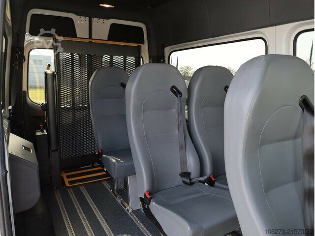Bestelwagen Mercedes-Benz Sprinter 317 CDI Kombi,Rollstuhllift,8Sitze
