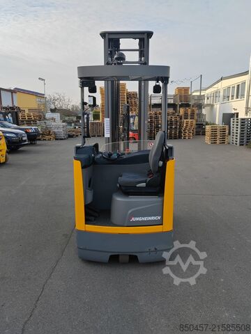 Reach trucks Jungheinrich ETM 214 Li-ion/ Camera/ drive-in