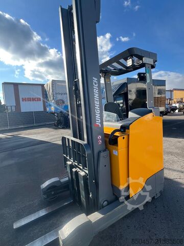 Tolóoszlopos targoncák Jungheinrich ETM 214 Li-ion/ Camera/ drive-in