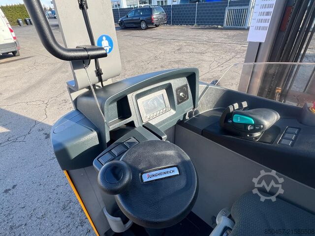 Tolóoszlopos targoncák Jungheinrich ETM 214 Li-ion/ Camera/ drive-in