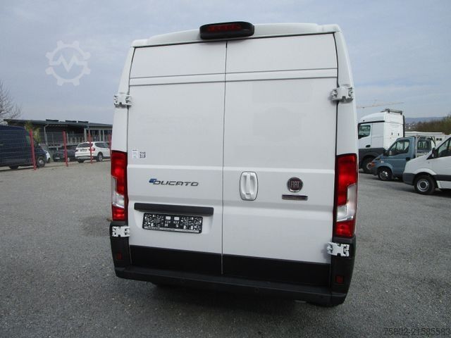Dodávka s vysokou střechou FIAT E-Ducato *L3H2+KLIMA+NAVI+3-Sitze+Mod.22*