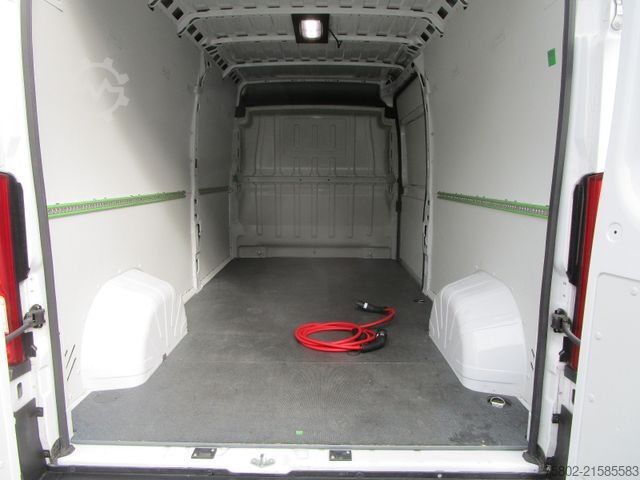 Dodávka s vysokou střechou FIAT E-Ducato *L3H2+KLIMA+NAVI+3-Sitze+Mod.22*