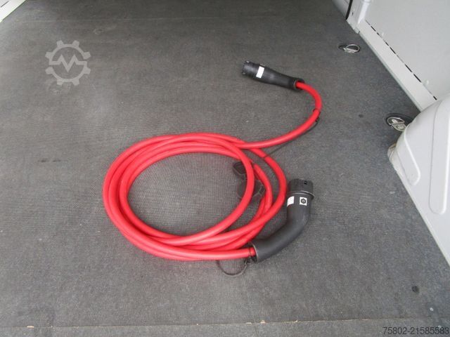 Dodávka s vysokou střechou FIAT E-Ducato *L3H2+KLIMA+NAVI+3-Sitze+Mod.22*