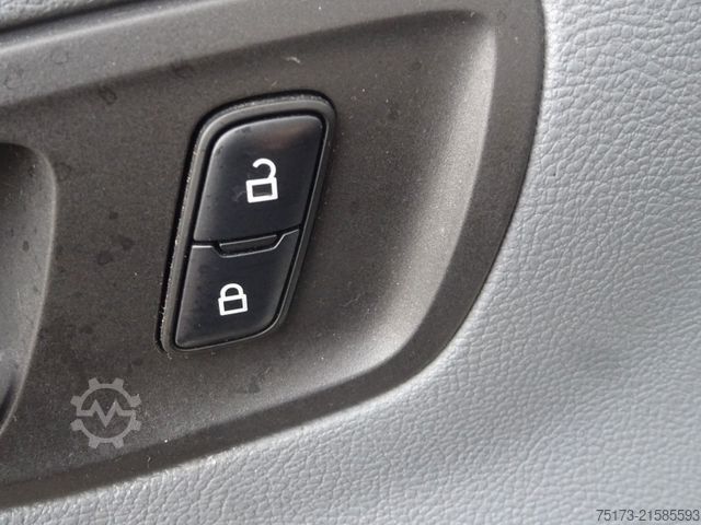 Car carrier van FORD Transit 350 L4 Autotransporter 130PS Winde