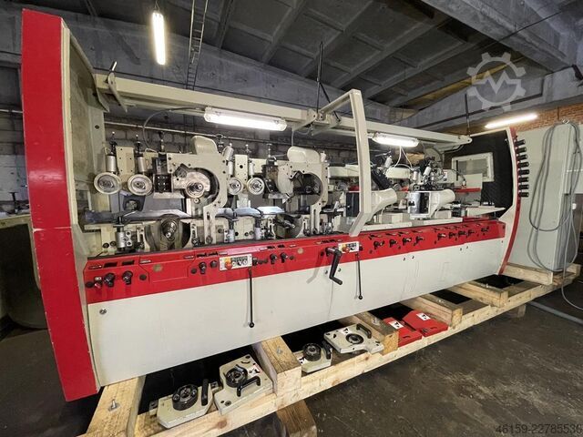 Moulurière WEINIG HYDROMAT 23  (9 spindle) GROOVED