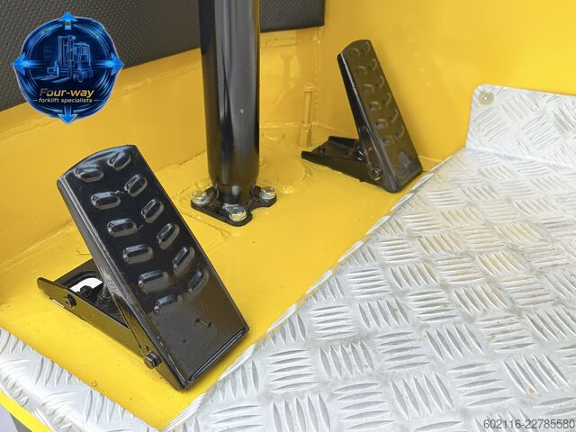 Vierwegvorkheftruck Combilift C5000XL GAS DUPLEX 4500MM POSITIONER