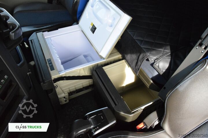 Standardowy ciągnik siodłowy VOLVO FH 540 Globetrotter XL Retarder