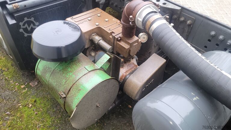 Standard truck tractor Mercedes-Benz 1845 Big Space Retarder Silo Kompressor