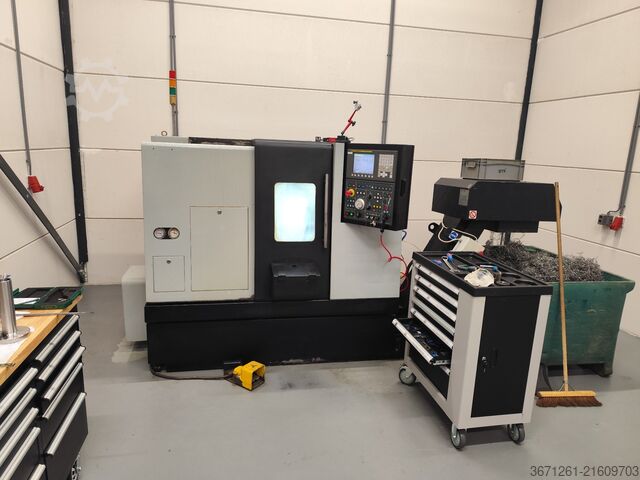 CNC-drejebænk DOOSAN Lynx 220B