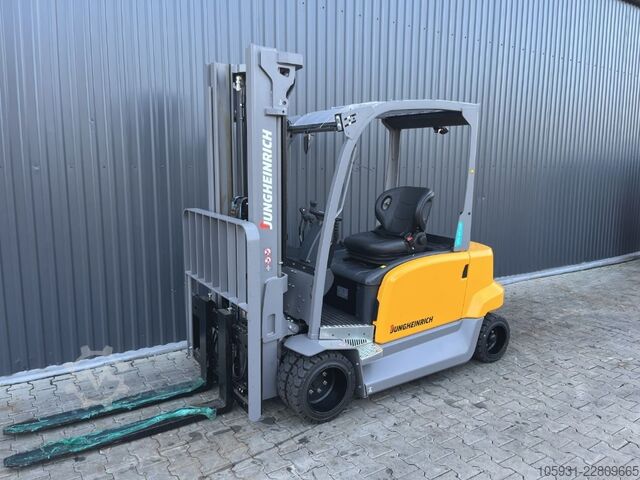 Carrello elevatore elettrico a 4 ruote Jungheinrich EFGBC330