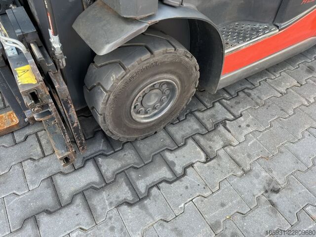 Carrello elevatore GPL Linde H25T-01
