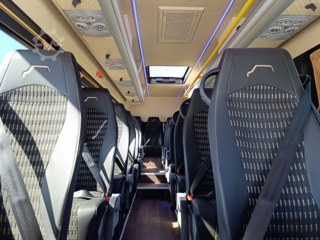 Autobus MERCEDES-BENZ Sprinter 519