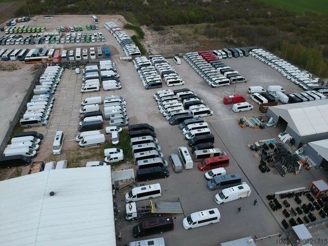 Autobus MERCEDES-BENZ Sprinter 519