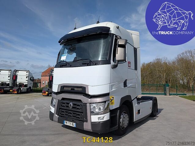 Standard-SZM Renault T 520