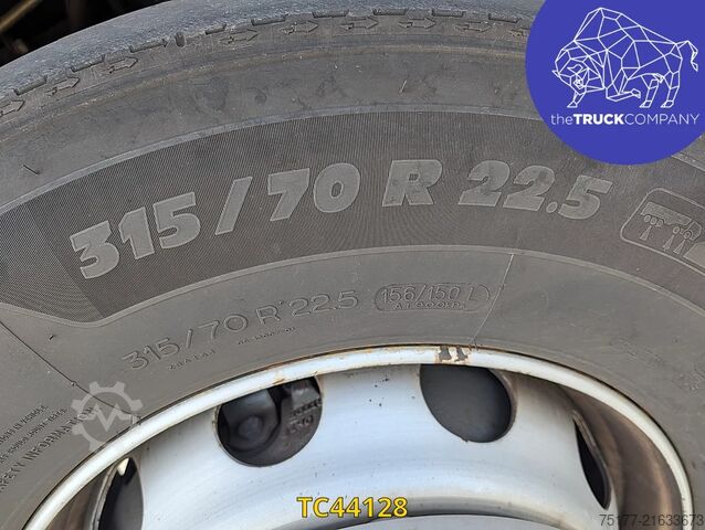 Standard-SZM Renault T 520