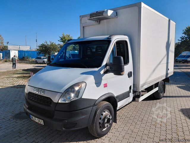 Koelwagen met geïsoleerde laadbak IVECO Daily 70C15/P