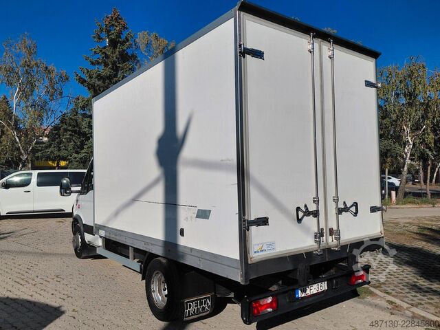 Koelwagen met geïsoleerde laadbak IVECO Daily 70C15/P