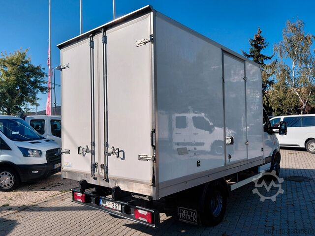 Koelwagen met geïsoleerde laadbak IVECO Daily 70C15/P