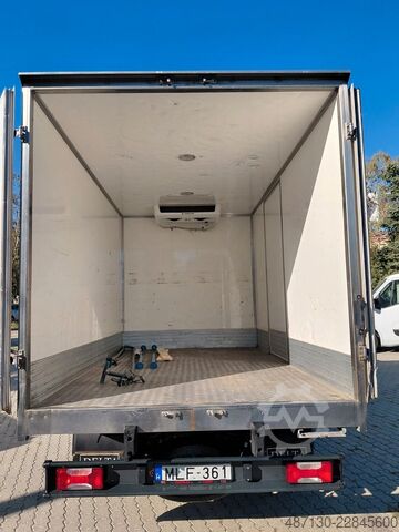 Koelwagen met geïsoleerde laadbak IVECO Daily 70C15/P
