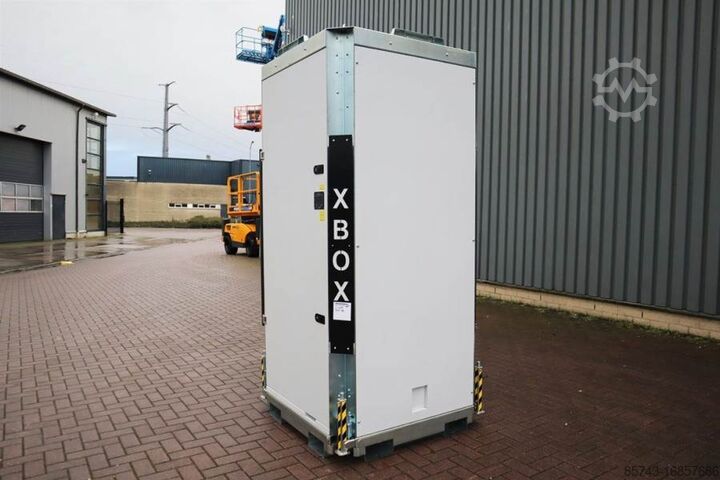 Lichttoren Trime X-BOX M 4x 320W Valid inspection, *Guarantee