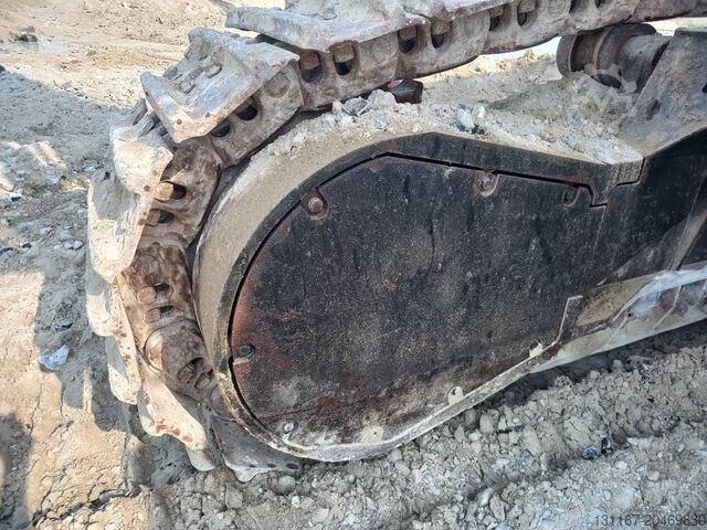 Teleskopisk grävmaskin Hitachi EX 1200-6 Longreach 28m (Abu Dhabi)