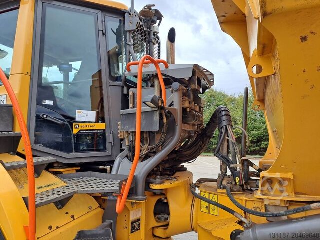 Dumpbil Volvo A30G(2pieces available)