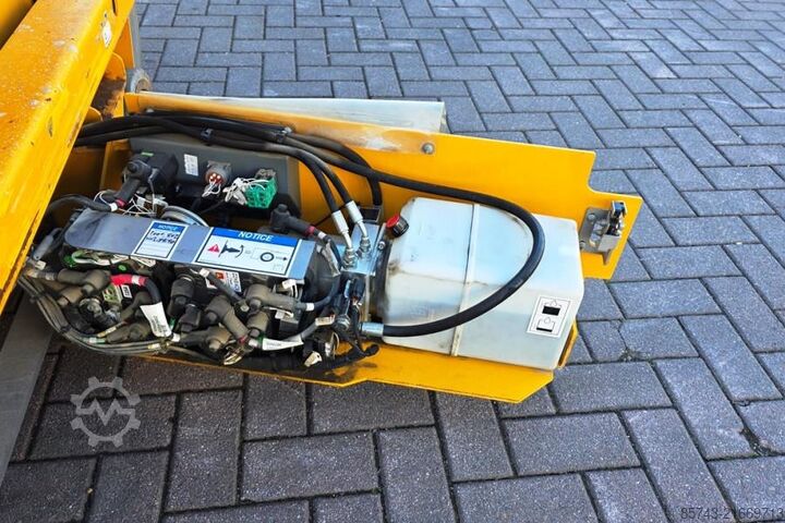 Scherenhebebühne Haulotte Optimum 8 Electric, 7.77m Working Height, 230kg Ca