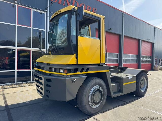 Terminal-Traktor Terberg RT 382