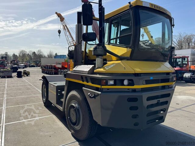 Terminal-Traktor Terberg RT 382