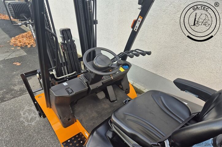 Electric 4-wheeler Hangcha CPD18-XEY2-SI